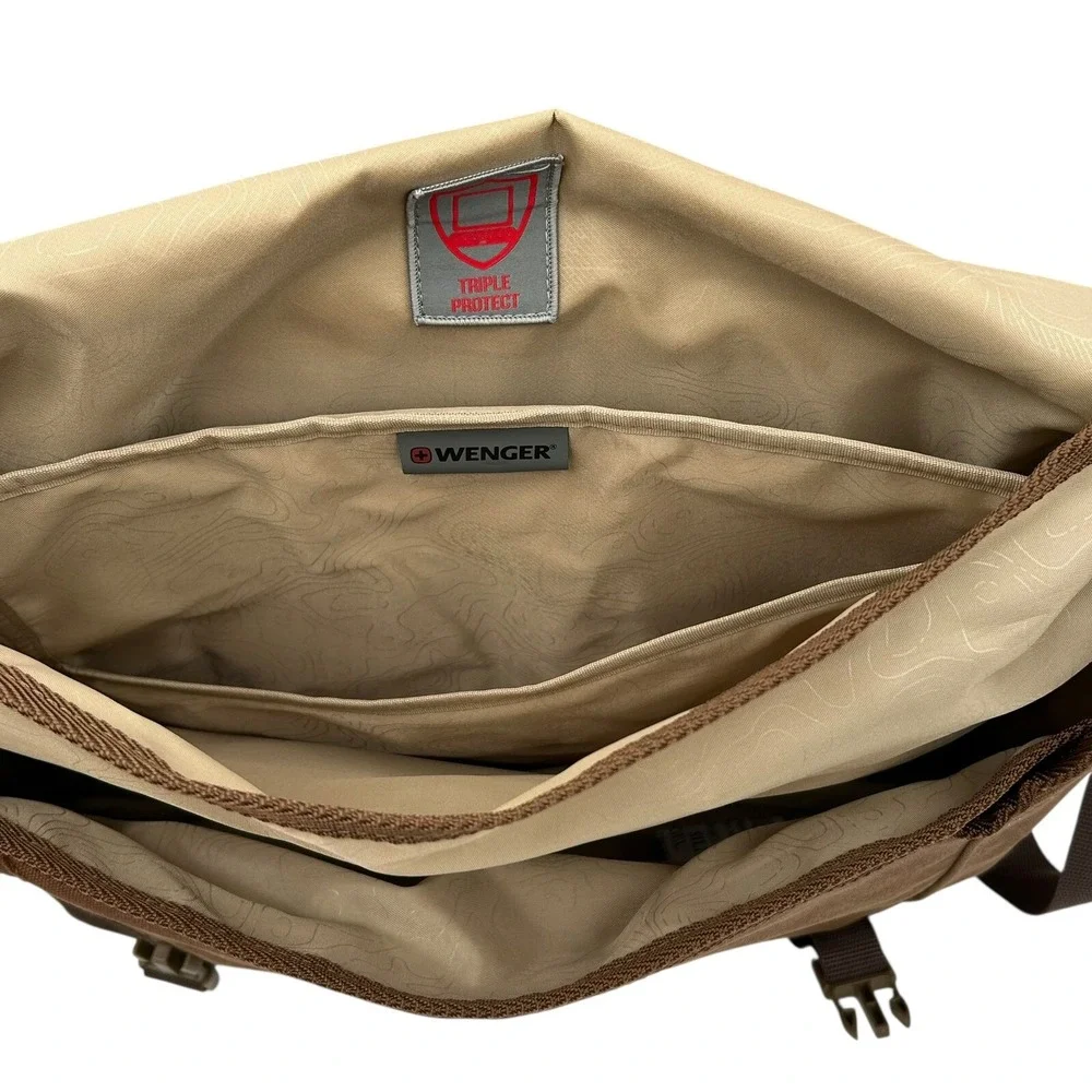 Wenger Water Repelling Waxed‎ Canvas Messenger Shoulder Bag Brown 16in Laptop